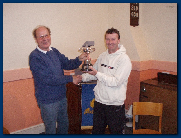 600x449 pixels (116K)